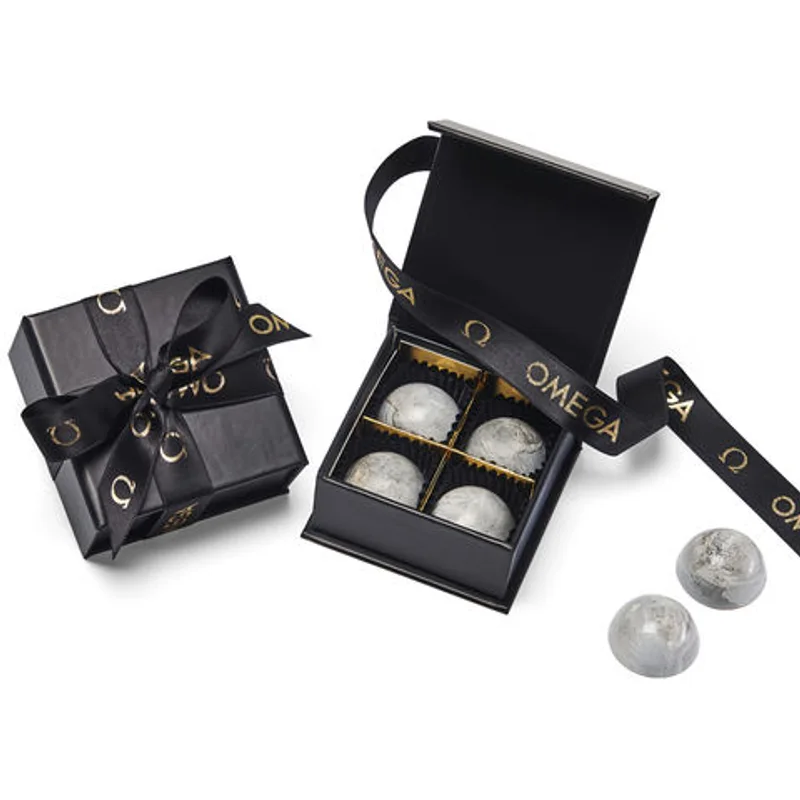 Custom Empty Luxury Round Magnetic Sweet Truffle Chocolate Bonbon Gift Boxes Packaging for Chocolate With Dividers packaging reference